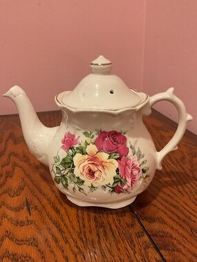 Price Kensington Potteries Floral Ceramic Teapot with Gold Trim